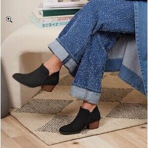 Lifestride Blake 8 Ankle Boots Black Faux Leather Stacked Heel